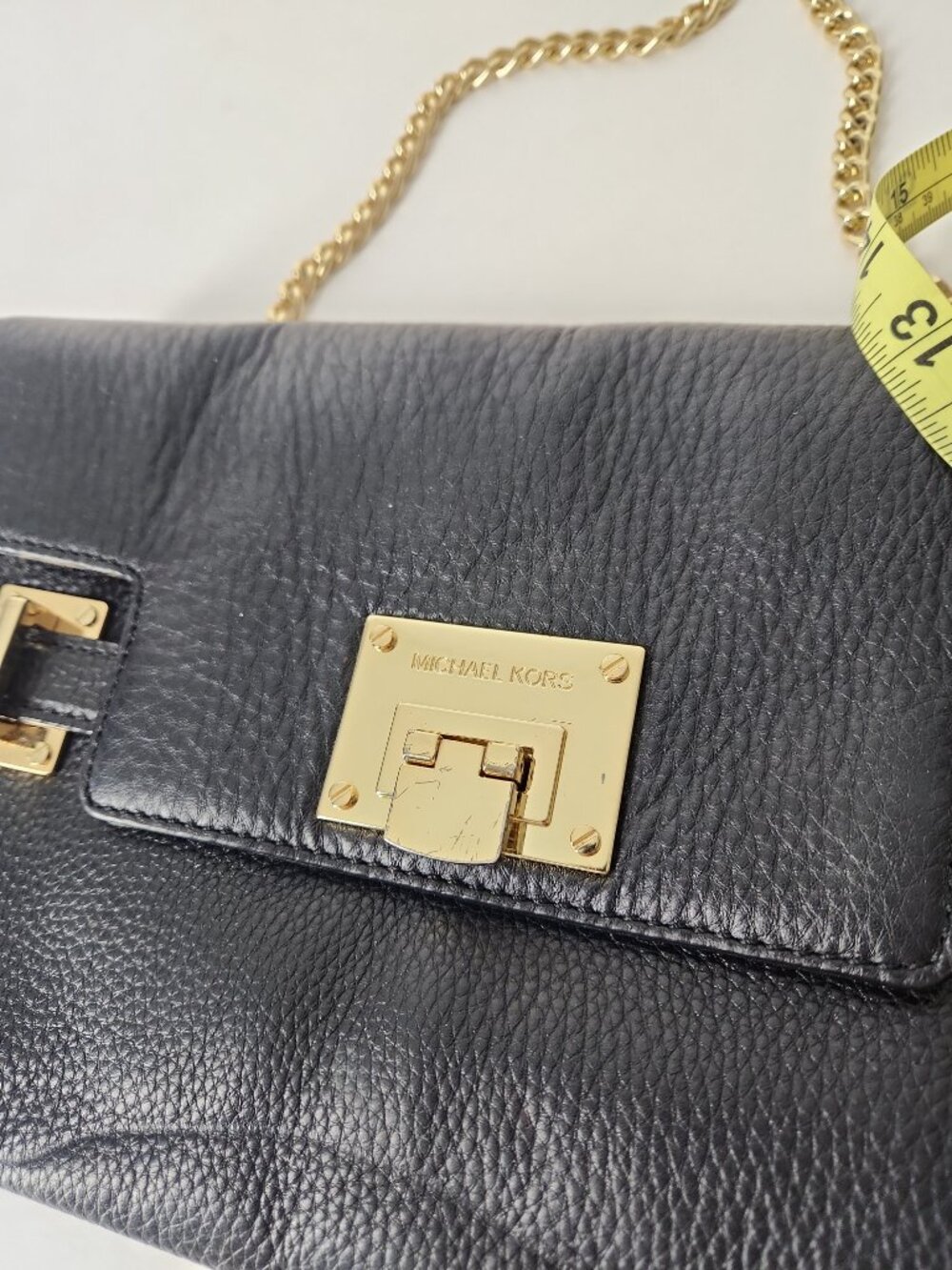 Michael Kors Astrid black pebbled leather clutch bag gold chain shoulder strap - Picture 7 of 14